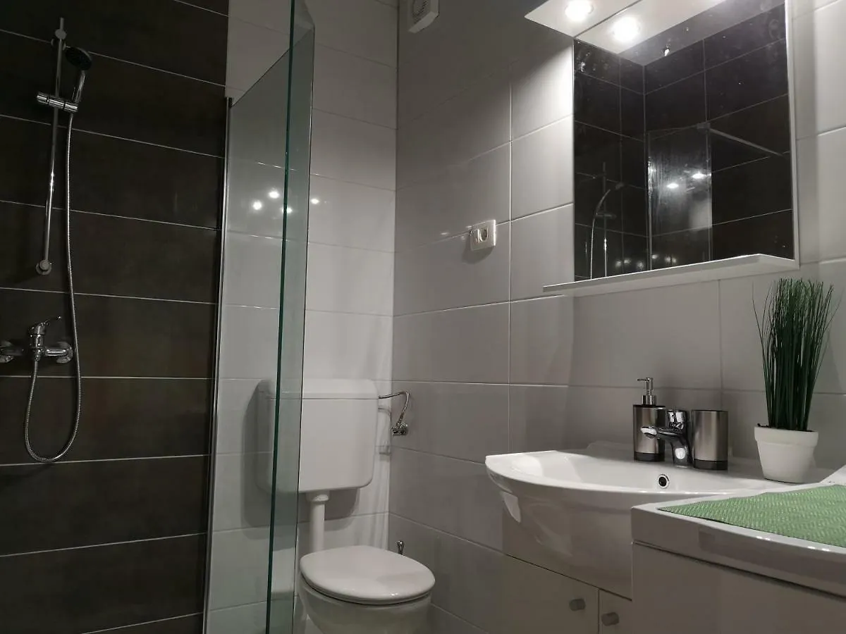 Stinjan: Modern Relaxing Apartments Pula 0*,